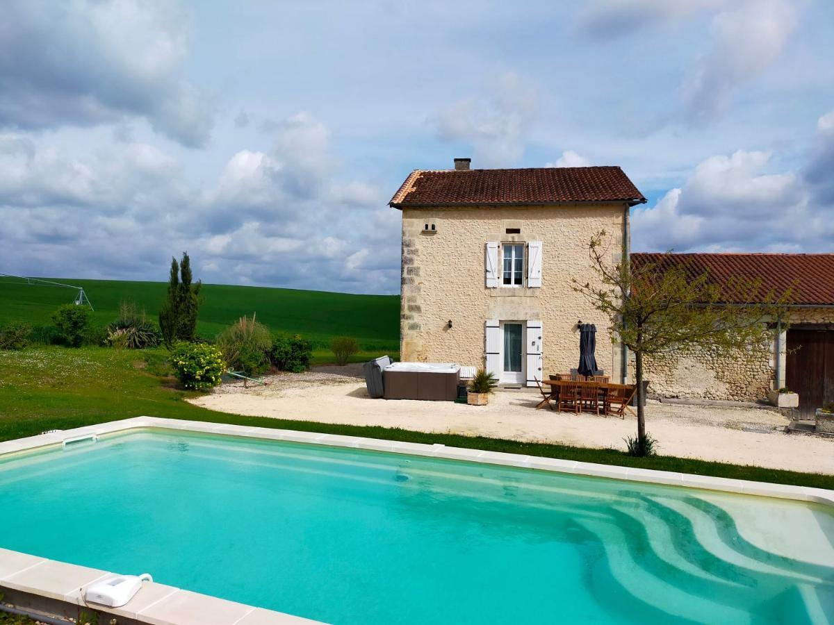 Gite Chez Cheynaud Celles  エクステリア 写真